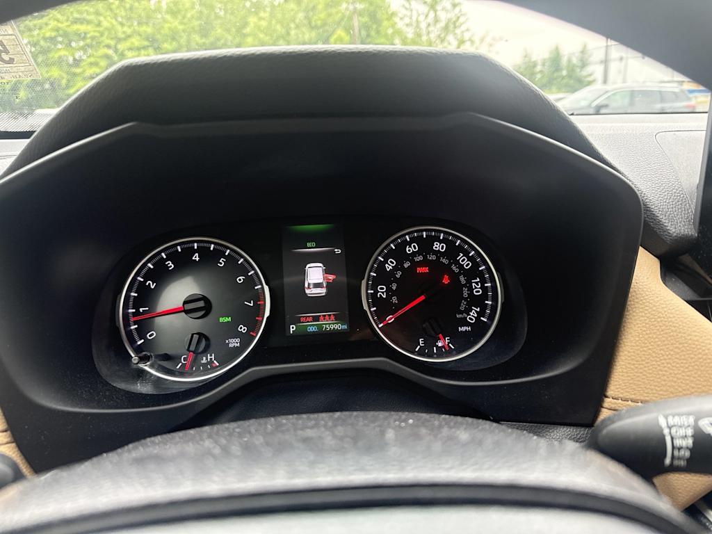 Thumbnail: 2021 Toyota RAV4 - 16