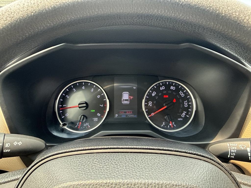 Thumbnail: 2021 Toyota RAV4 - 16