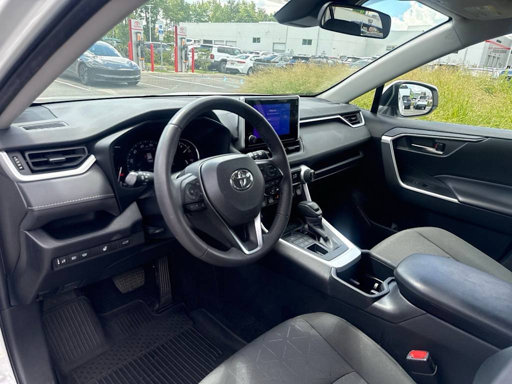 Thumbnail: 2024 Toyota RAV4 - 2