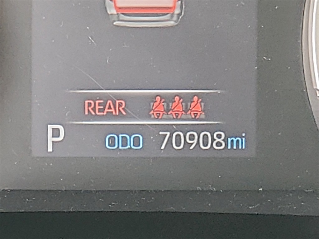 Thumbnail: 2019 Toyota RAV4 - 14