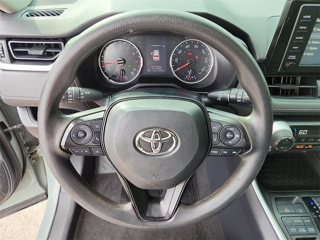 Thumbnail: 2019 Toyota RAV4 - 9