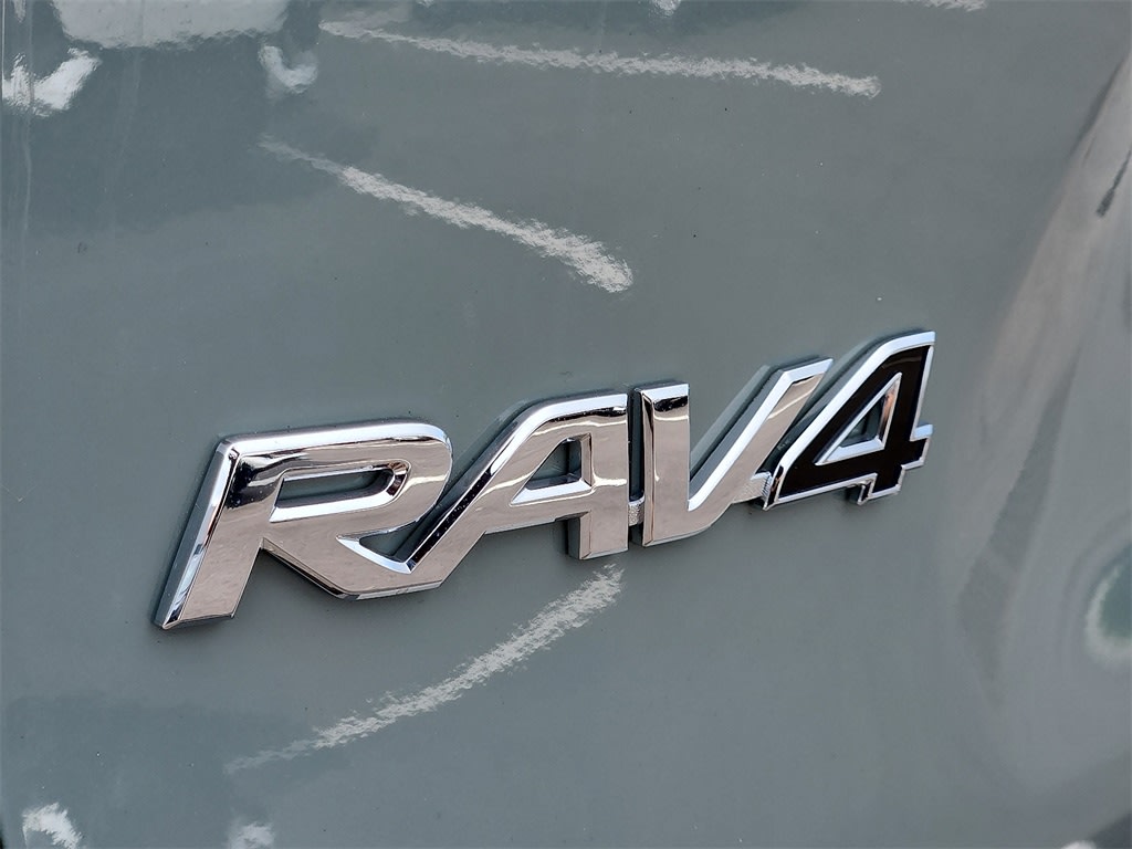 Thumbnail: 2019 Toyota RAV4 - 28