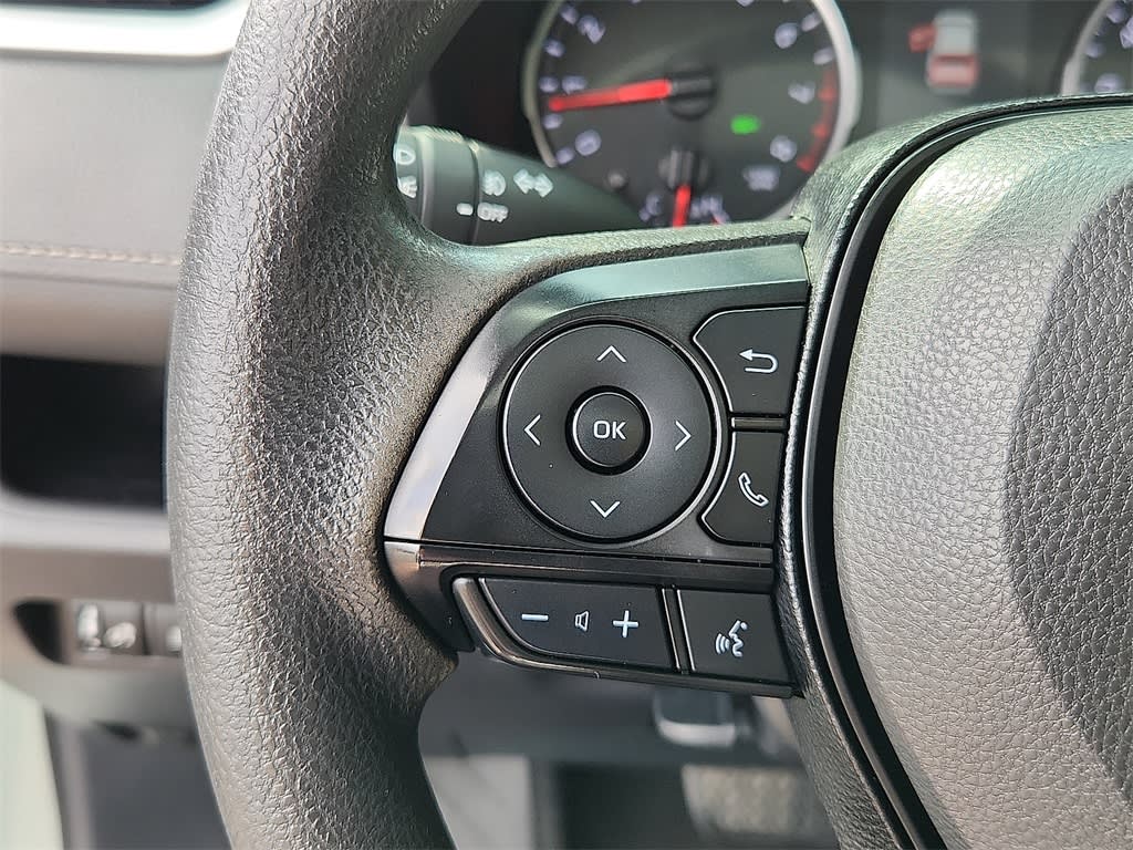 Thumbnail: 2019 Toyota RAV4 - 22