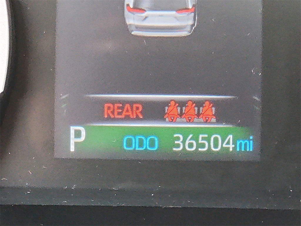 2022 Toyota RAV4 XLE 14