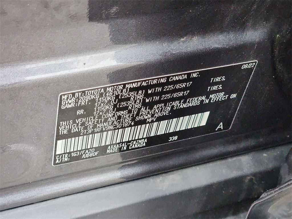 2022 Toyota RAV4 XLE 16