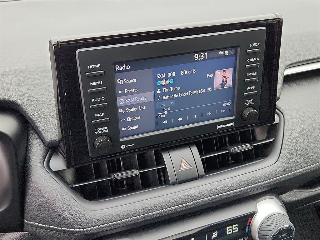 2022 Toyota RAV4 XLE 12