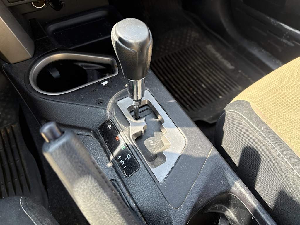 Thumbnail: 2018 Toyota RAV4 - 15