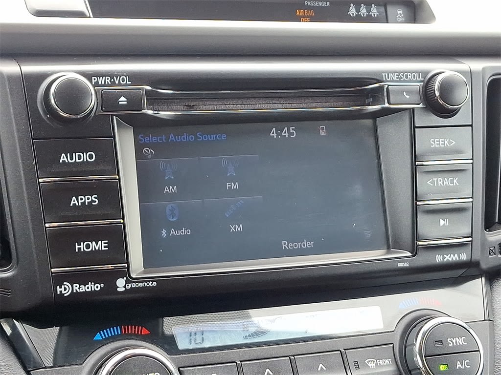 2017 Toyota RAV4 XLE 21
