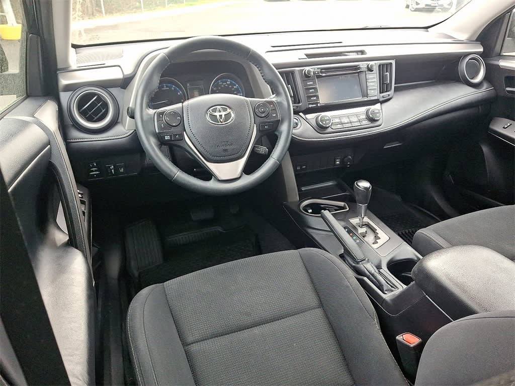 2017 Toyota RAV4 XLE 2