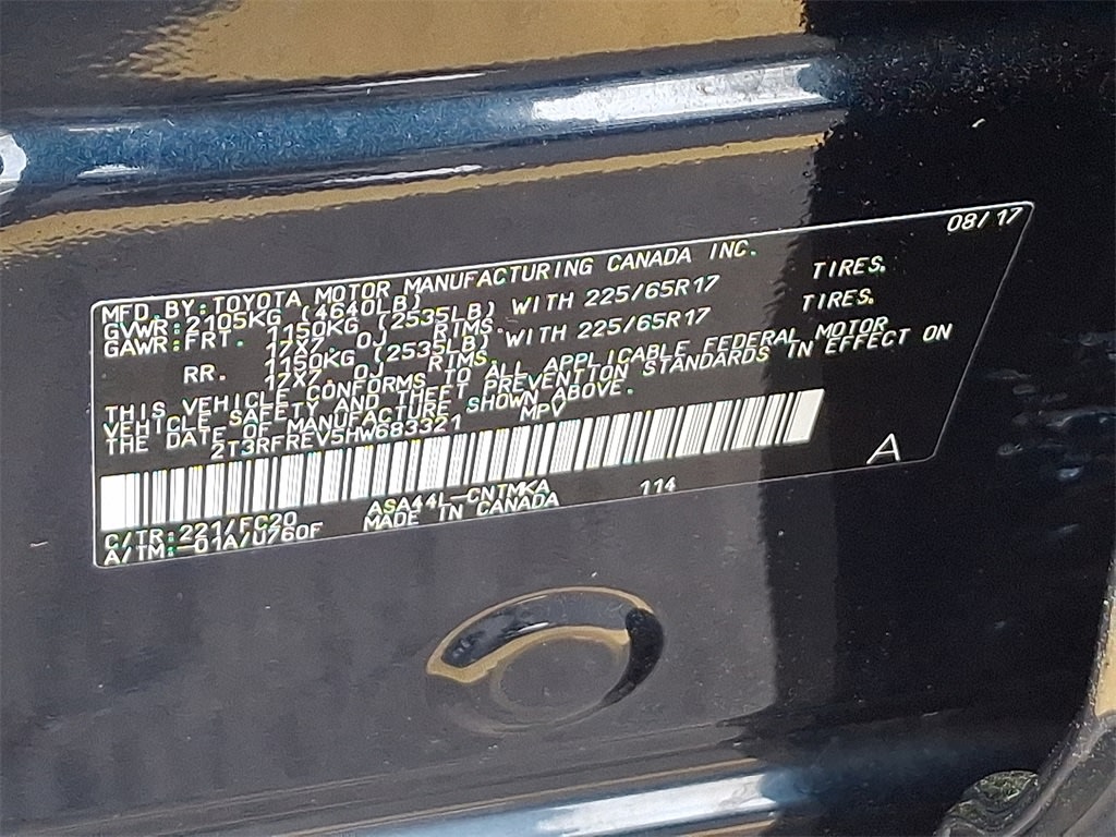 2017 Toyota RAV4 XLE 15