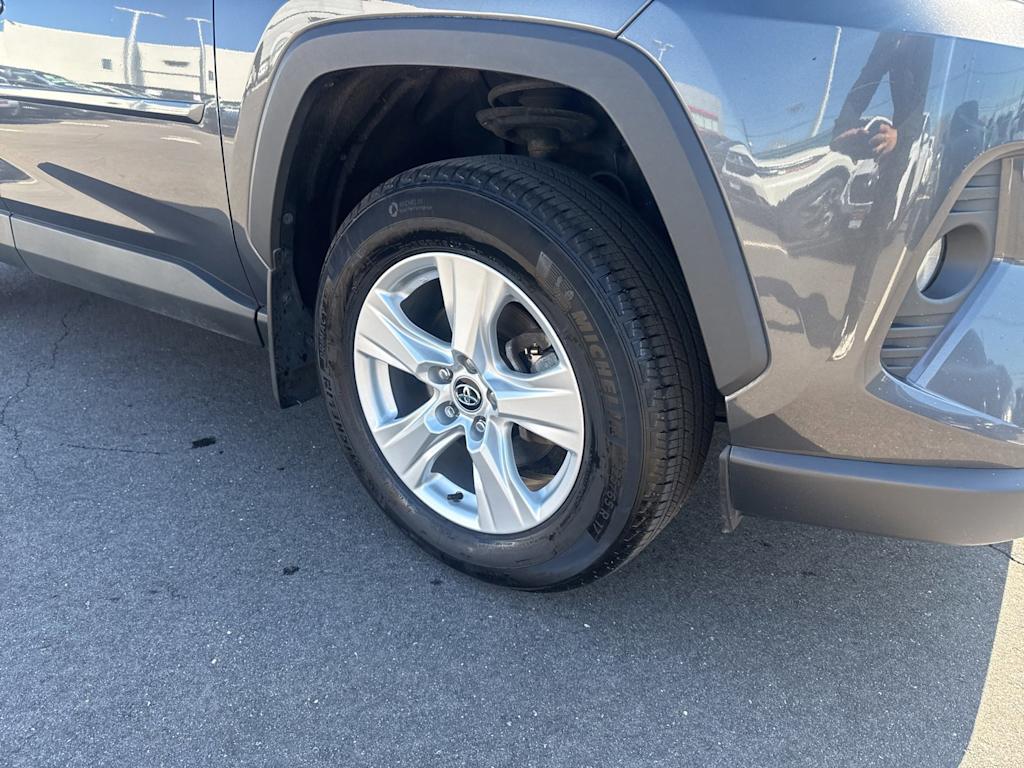 Thumbnail: 2020 Toyota RAV4 - 7
