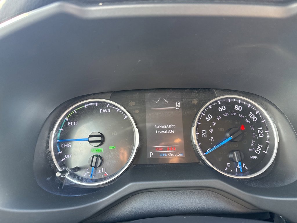 Thumbnail: 2019 Toyota RAV4 - 15