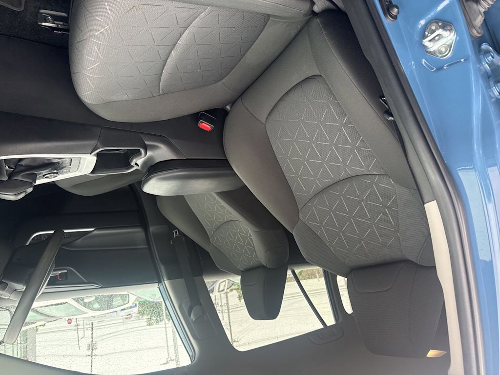 Thumbnail: 2023 Toyota RAV4 - 20