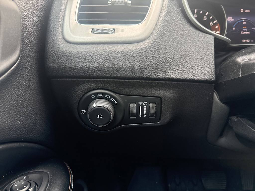 Thumbnail: 2021 Jeep Compass - 26