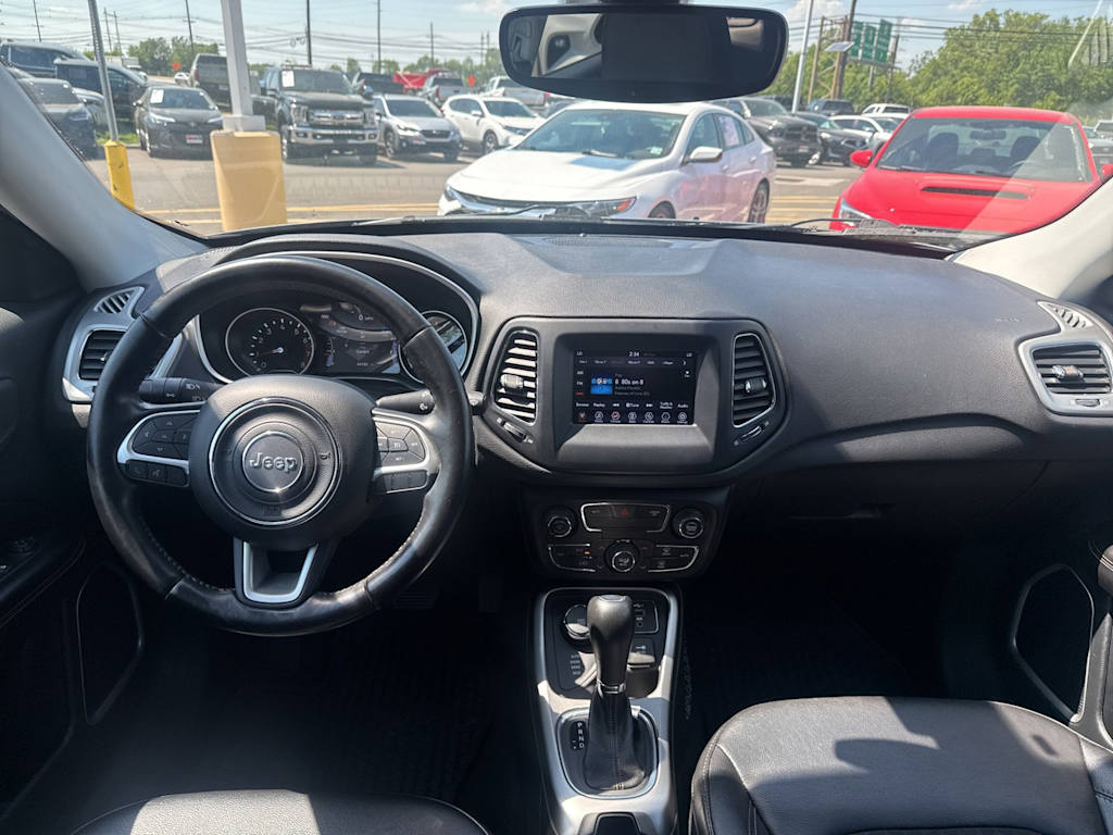 Thumbnail: 2021 Jeep Compass - 11