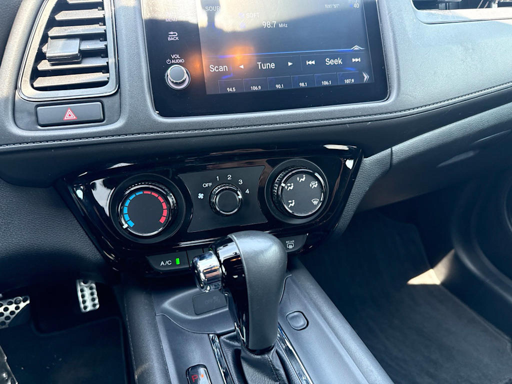 Thumbnail: 2022 Honda HR-V - 22