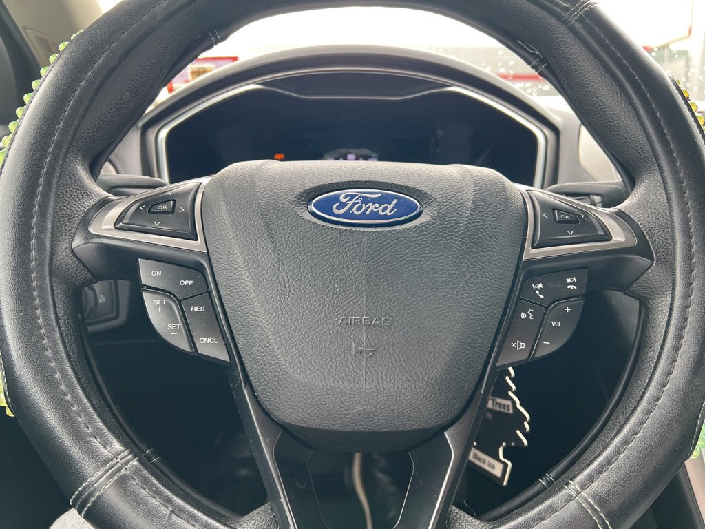 Thumbnail: 2017 Ford Fusion - 12