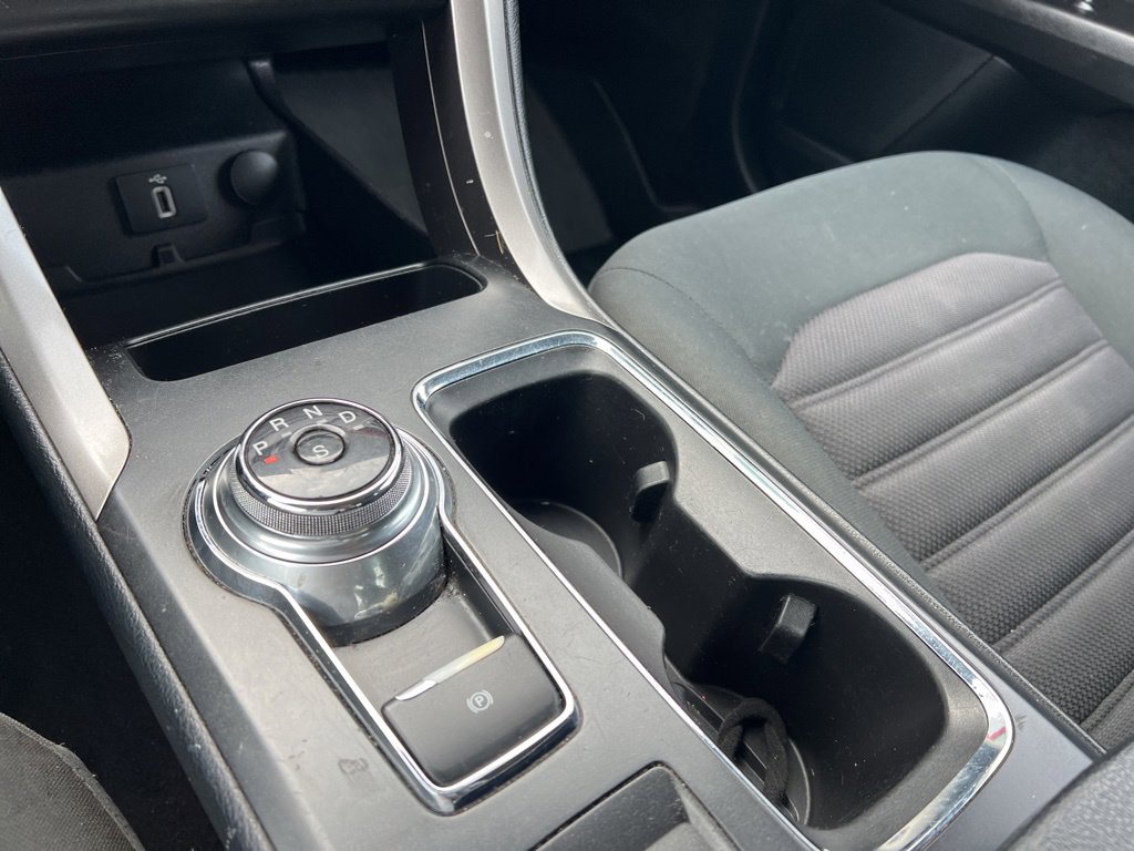 Thumbnail: 2017 Ford Fusion - 8