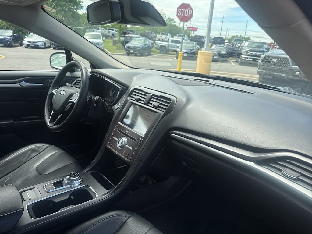 Thumbnail: 2020 Ford Fusion - 8