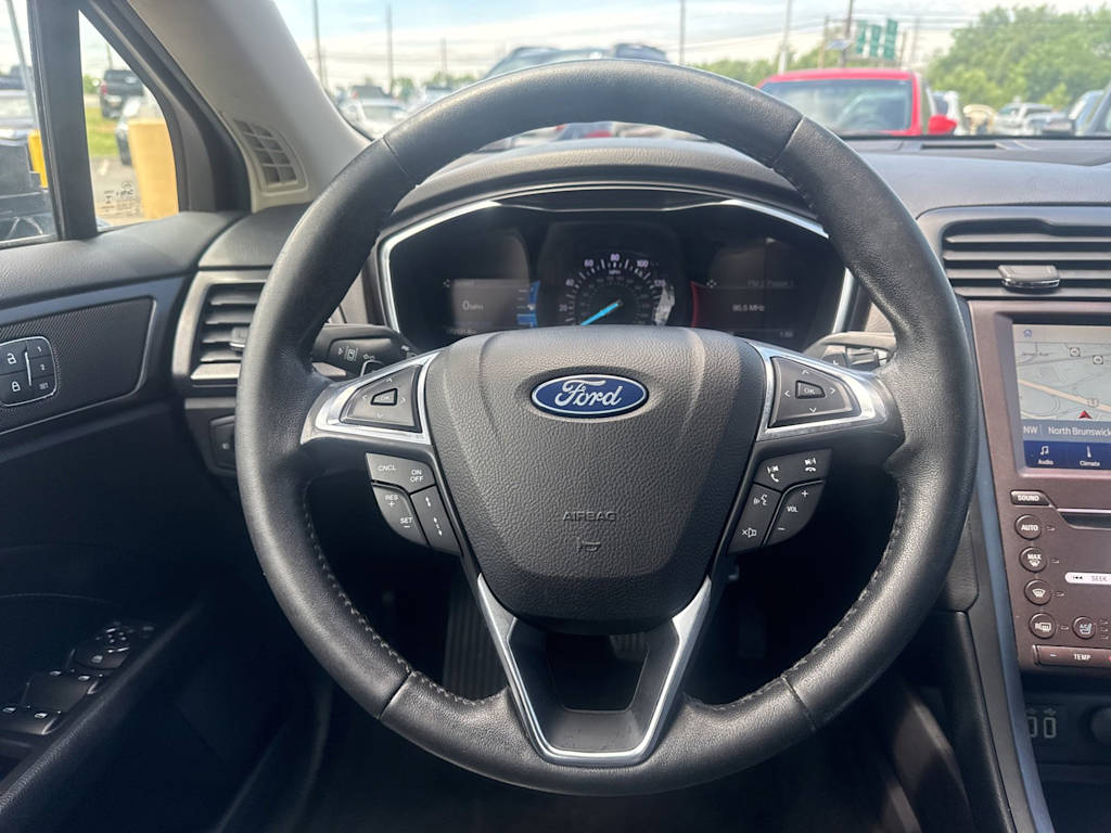 Thumbnail: 2020 Ford Fusion - 11