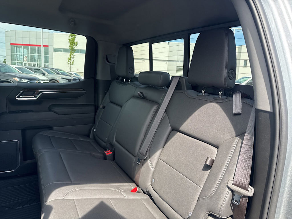 Thumbnail: 2023 Chevrolet Silverado 1500 - 11