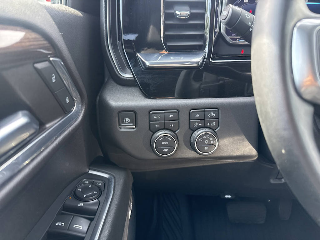 Thumbnail: 2023 Chevrolet Silverado 1500 - 25