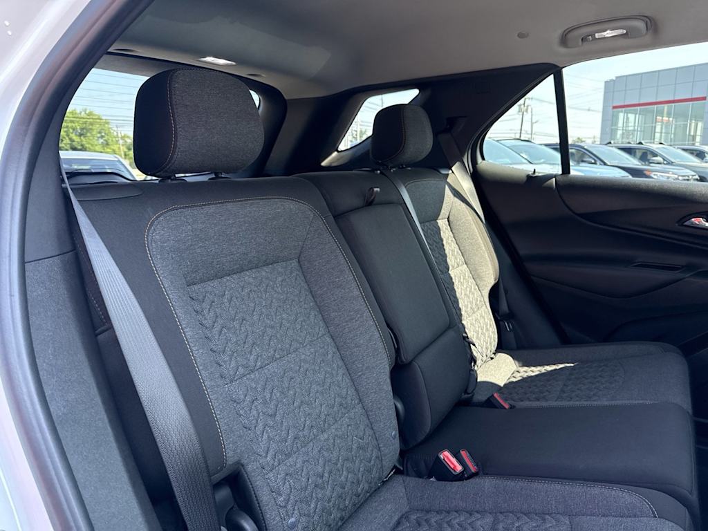 Thumbnail: 2023 Chevrolet Equinox - 21