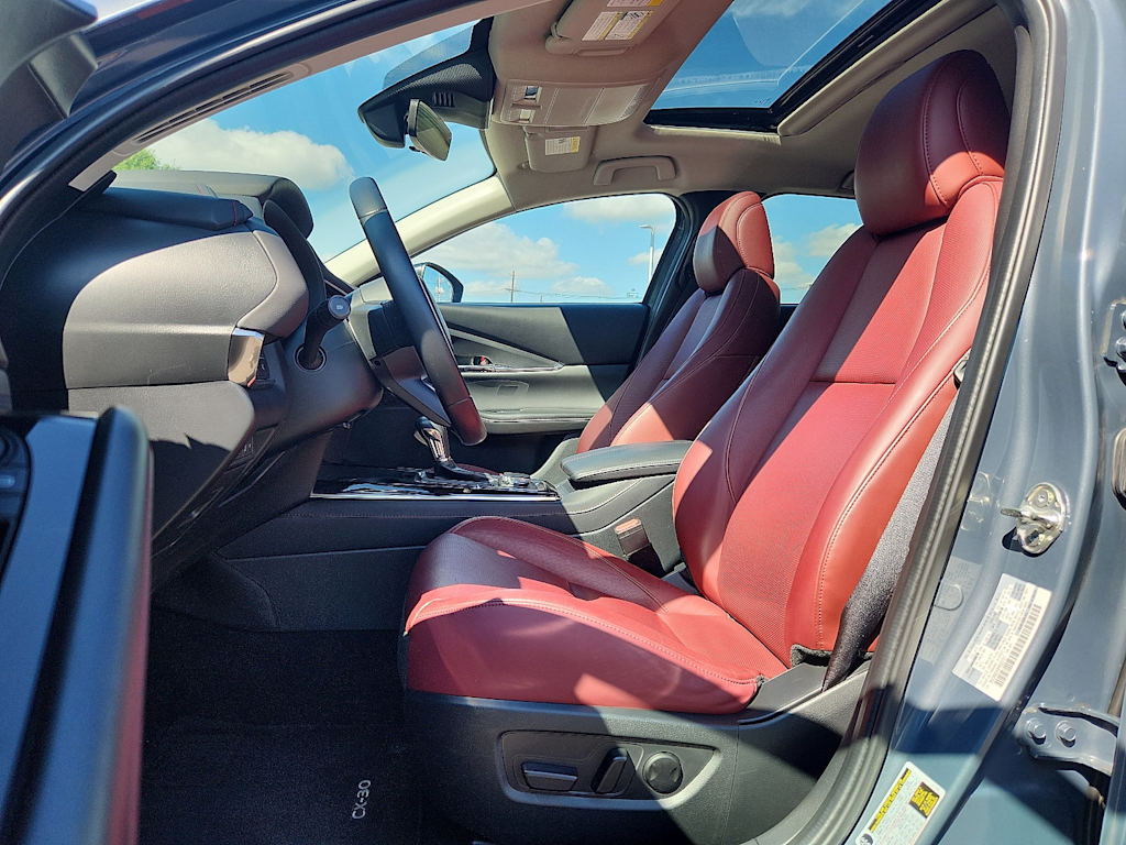 Thumbnail: 2023 Mazda CX-30 - 10