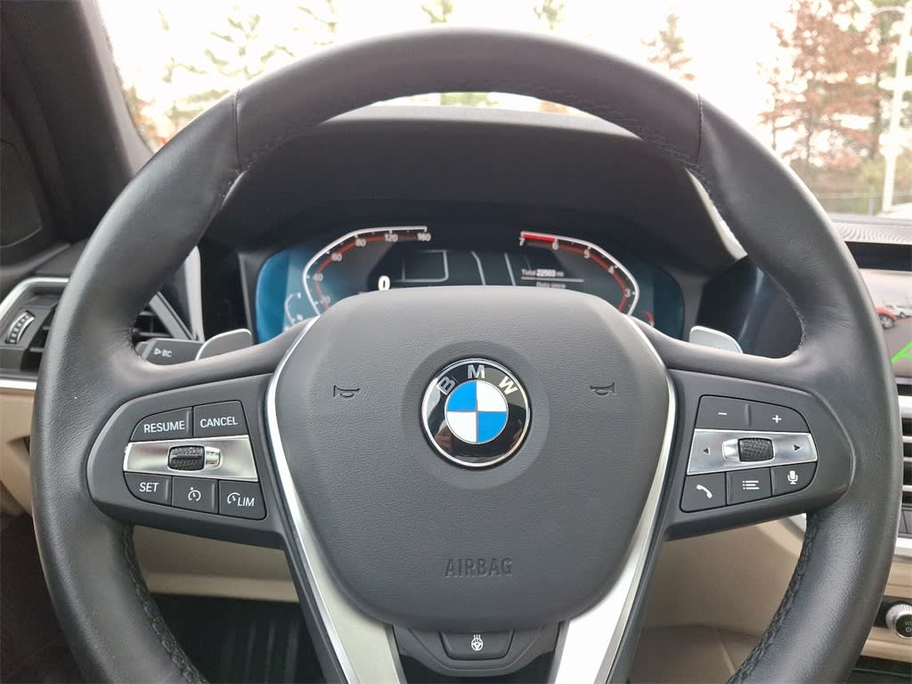 2022 BMW 3 Series 330xi 17