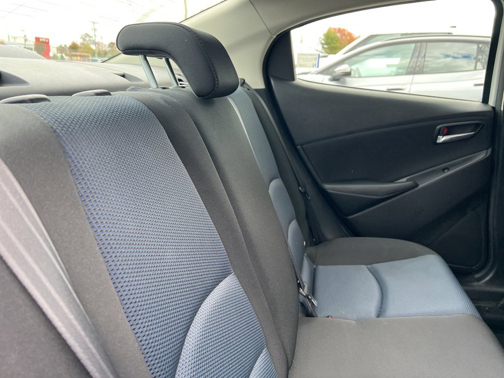 Thumbnail: 2018 Toyota Yaris iA - 8