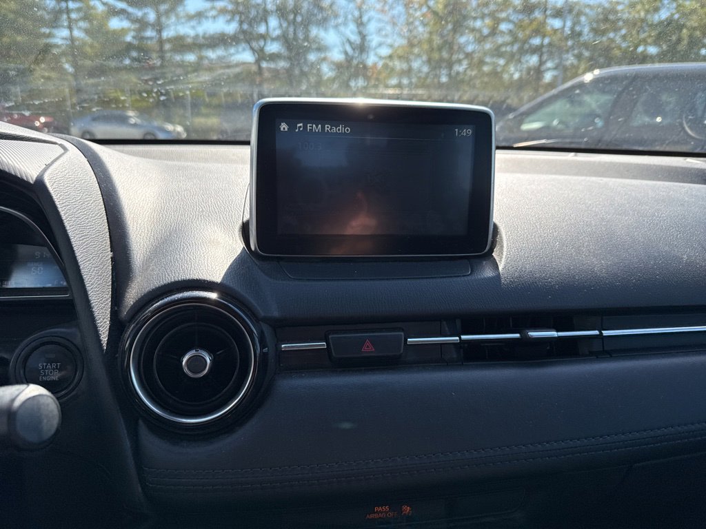 Thumbnail: 2017 Toyota Yaris iA - 22