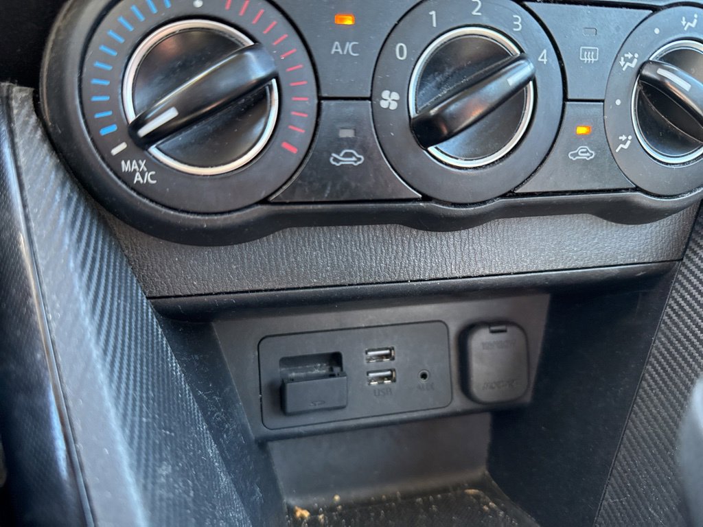 Thumbnail: 2017 Toyota Yaris iA - 24