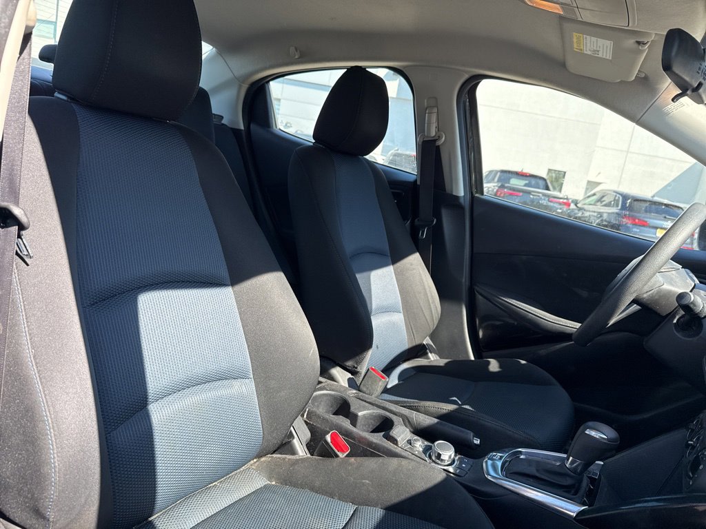 Thumbnail: 2017 Toyota Yaris iA - 8