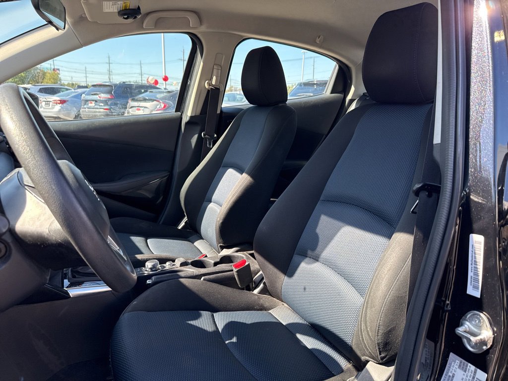 Thumbnail: 2017 Toyota Yaris iA - 7