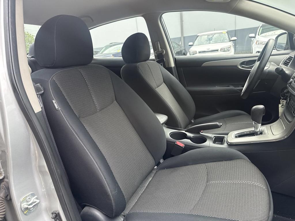 Thumbnail: 2015 Nissan Sentra - 8