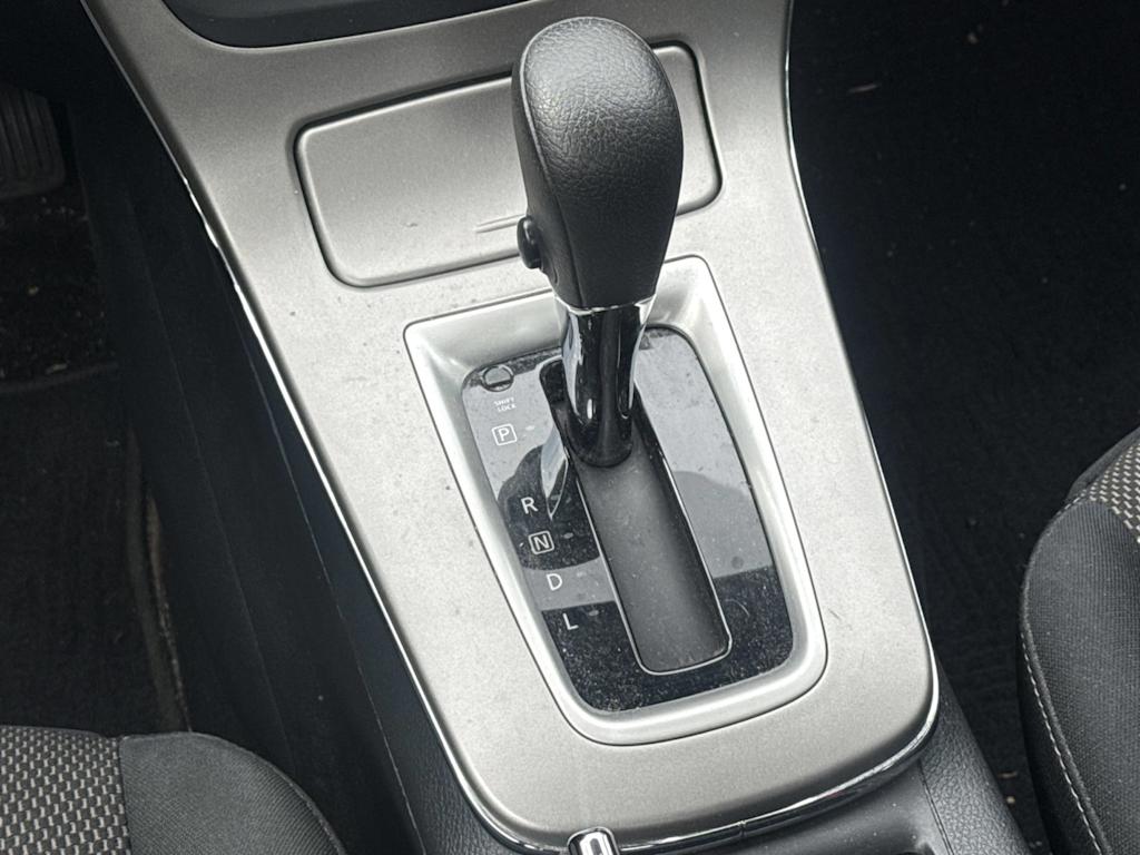 Thumbnail: 2015 Nissan Sentra - 13