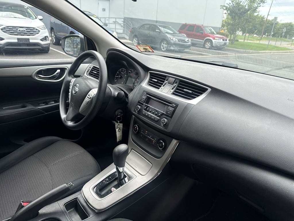 Thumbnail: 2015 Nissan Sentra - 7