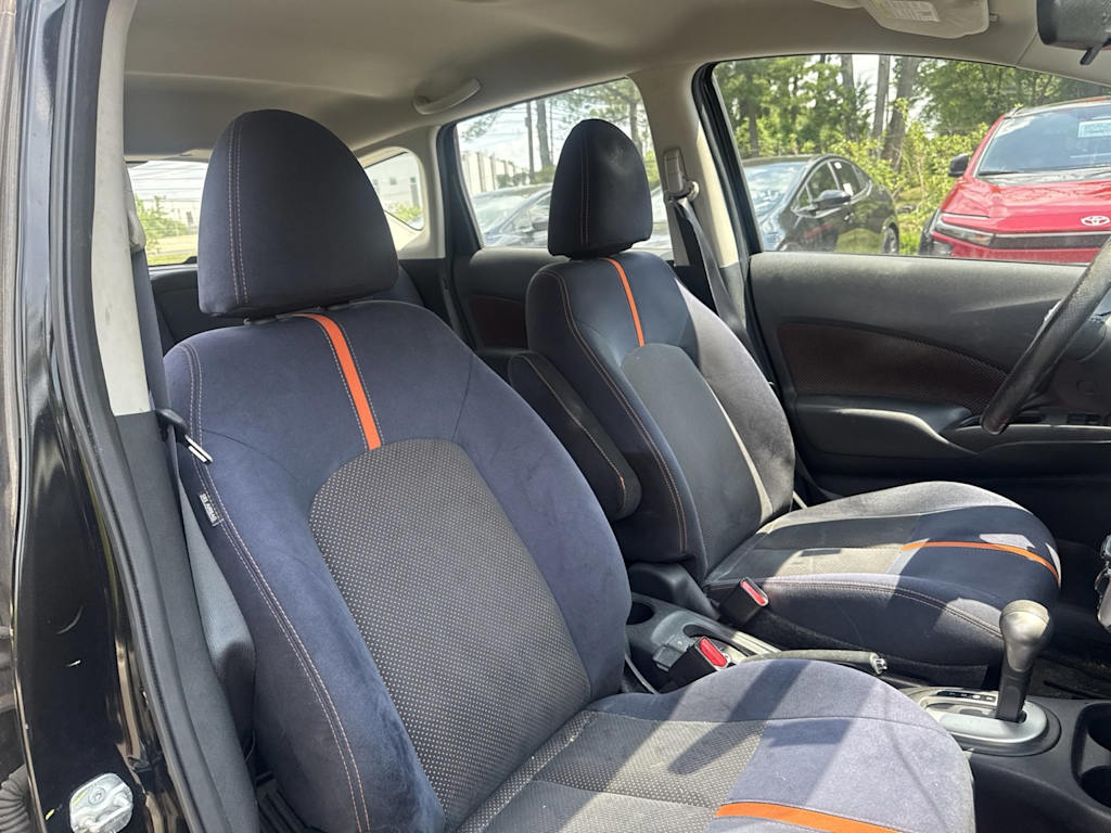 Thumbnail: 2015 Nissan Versa Note - 9