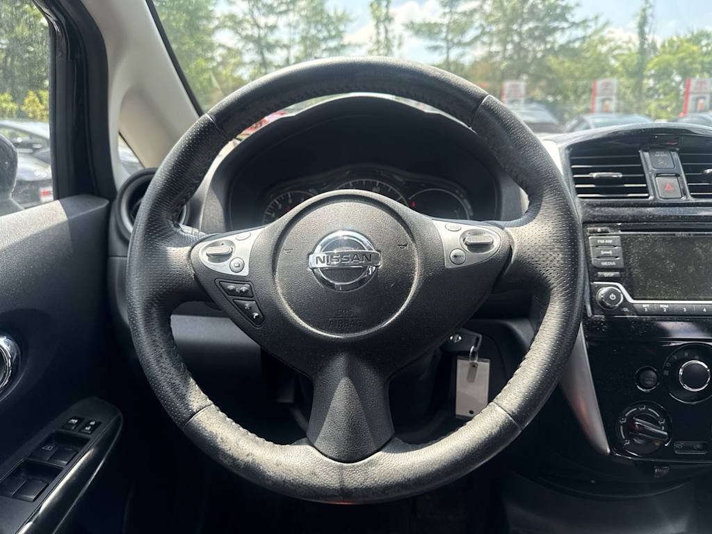 Thumbnail: 2015 Nissan Versa Note - 11
