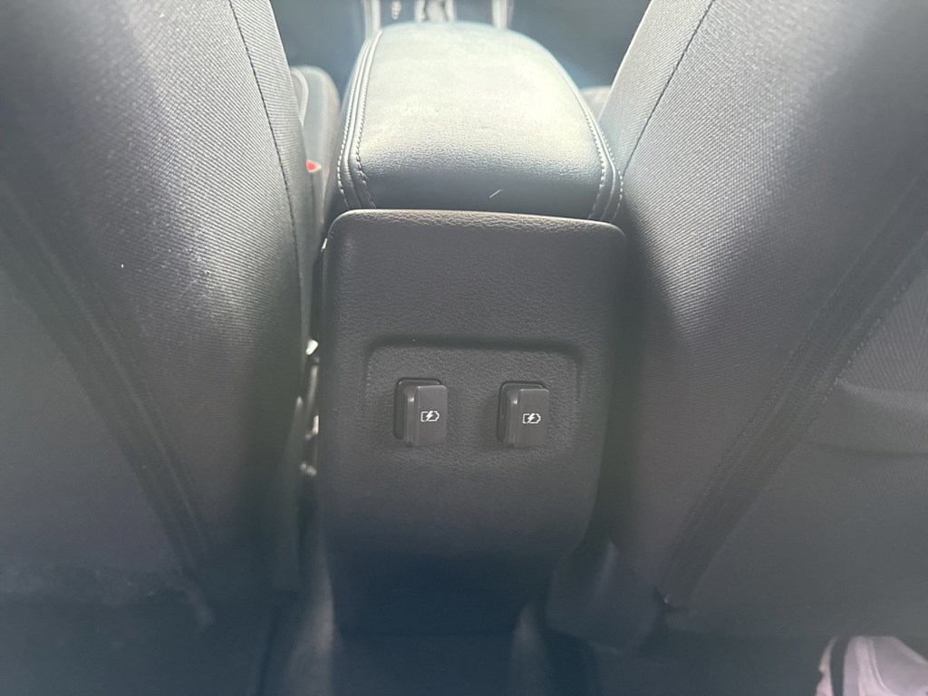 Thumbnail: 2024 Nissan Kicks - 24