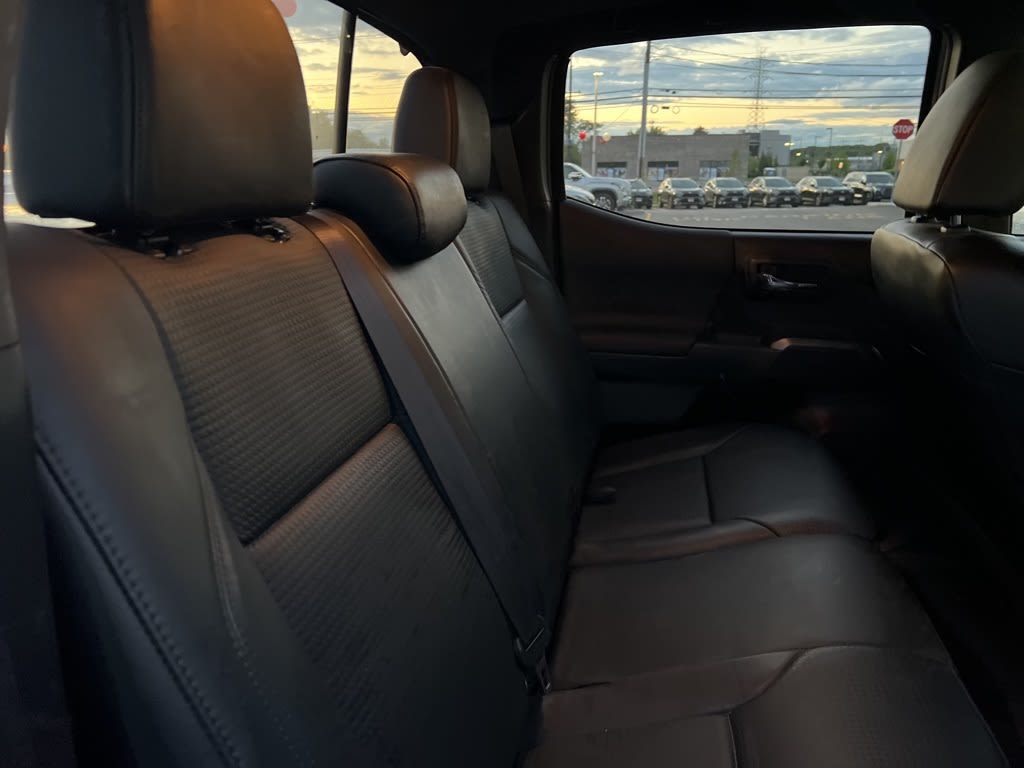 2019 Toyota Tacoma TRD Off-Road 19