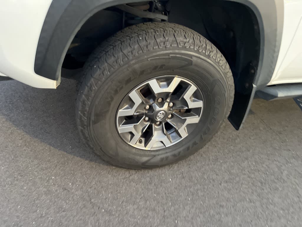 2019 Toyota Tacoma TRD Off-Road 6