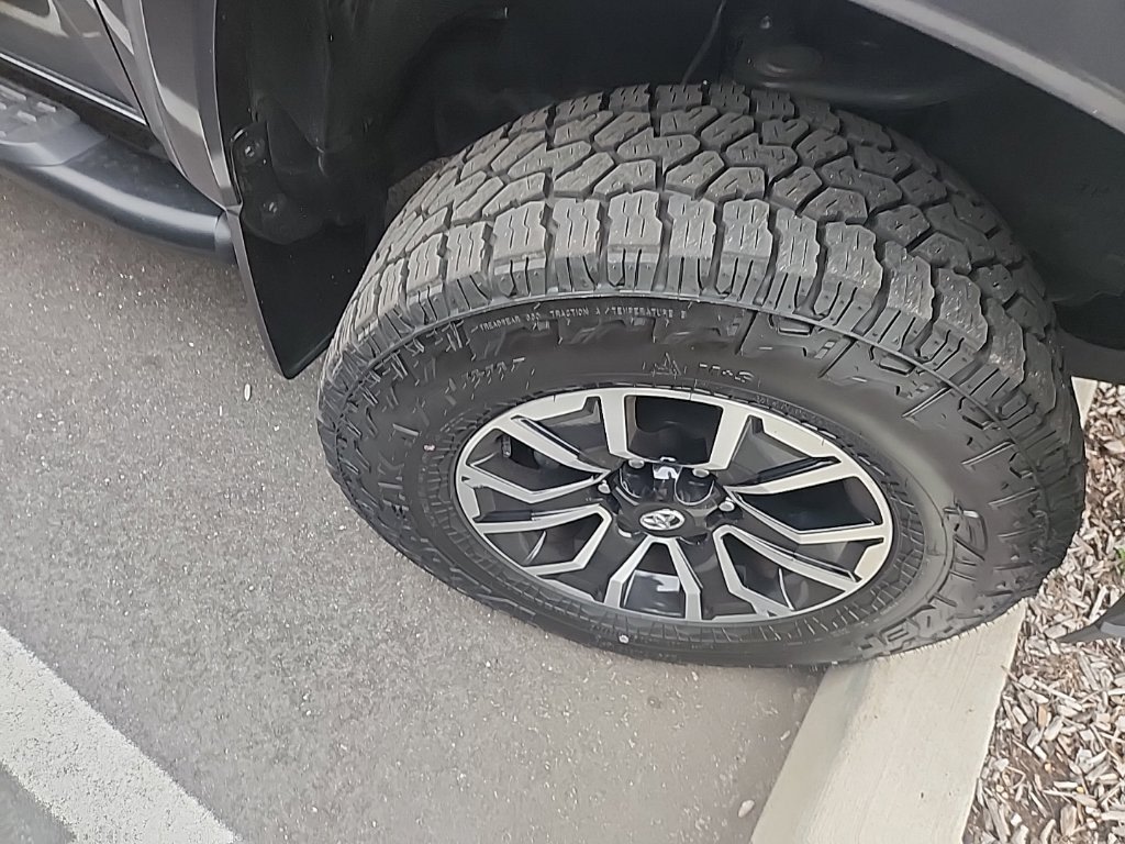 Thumbnail: 2022 Toyota Tacoma - 18