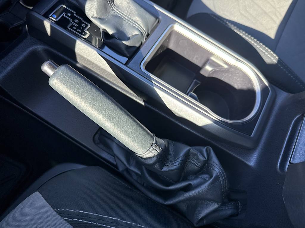 Thumbnail: 2022 Toyota Tacoma - 23