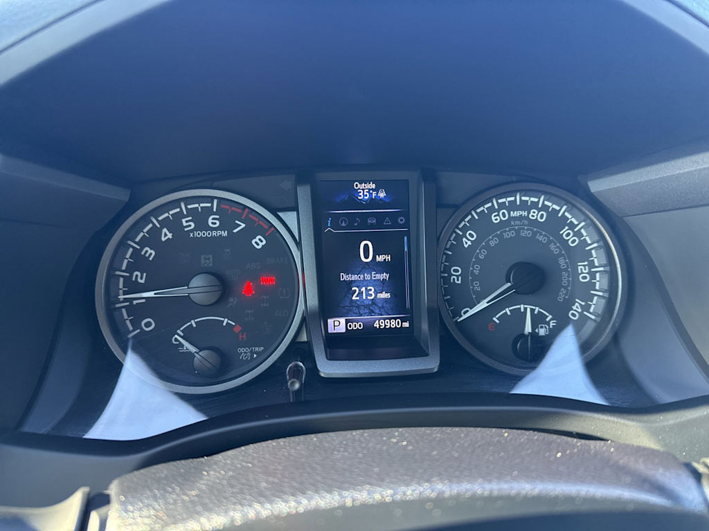 Thumbnail: 2022 Toyota Tacoma - 16