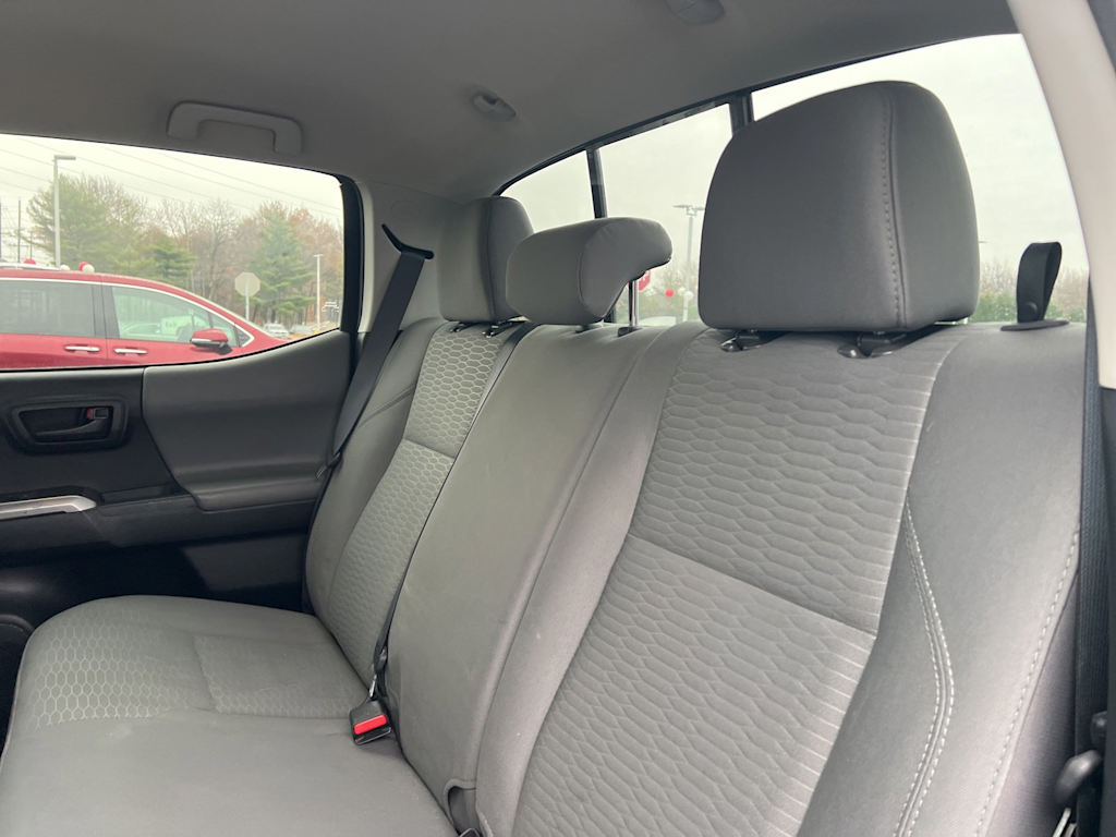 Thumbnail: 2017 Toyota Tacoma - 8