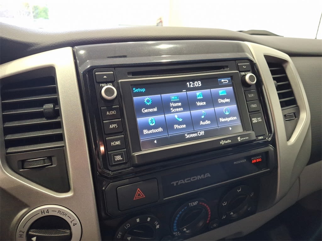 2015 Toyota Tacoma Base 28