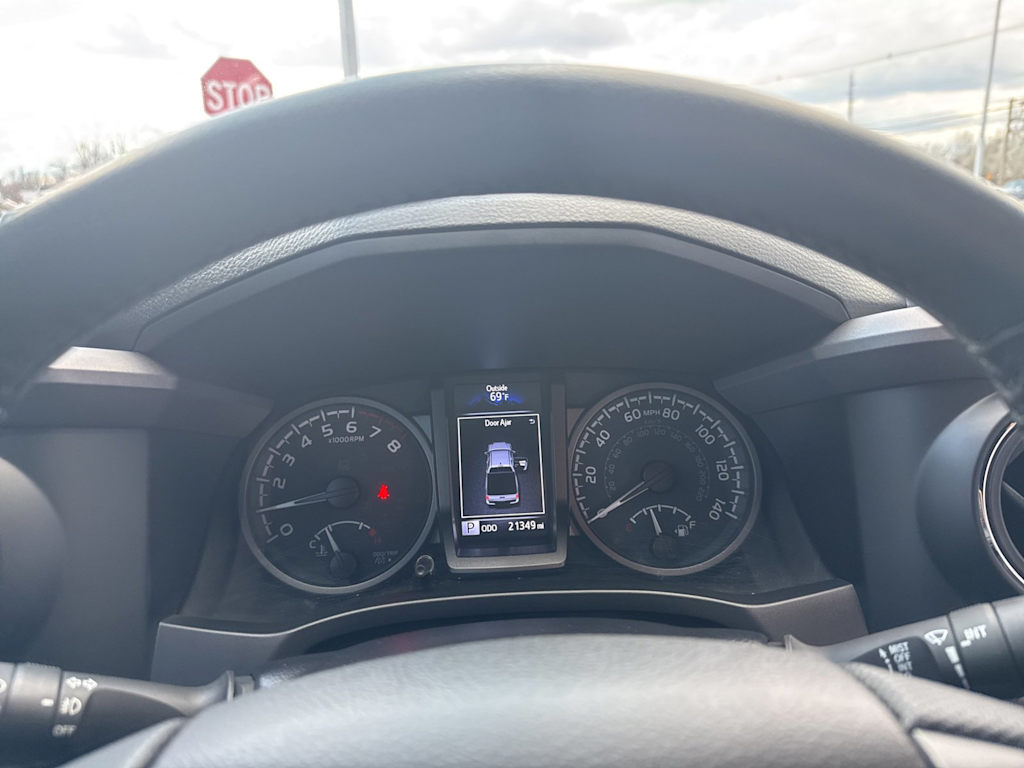 Thumbnail: 2023 Toyota Tacoma - 16