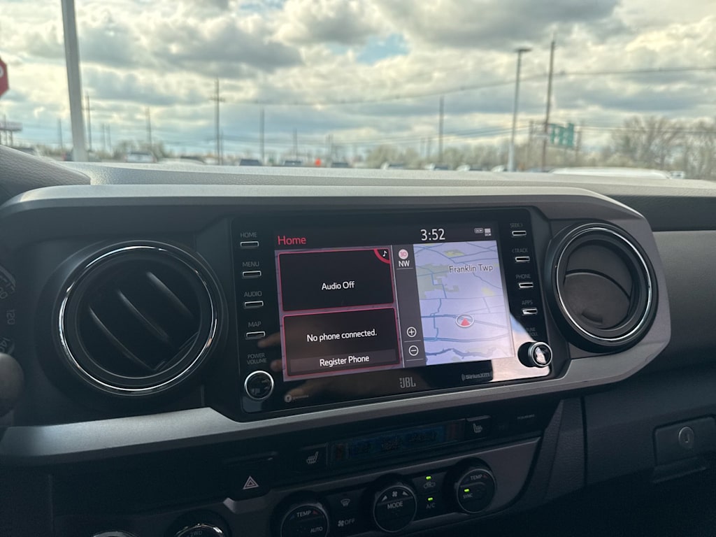 Thumbnail: 2023 Toyota Tacoma - 14