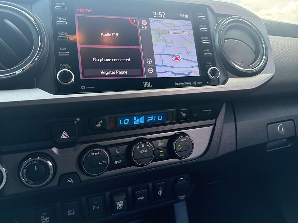 Thumbnail: 2023 Toyota Tacoma - 24